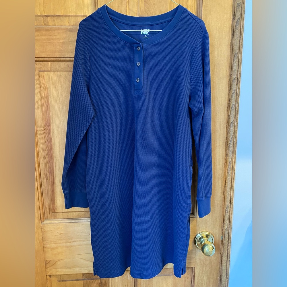 Lands End Navy Blue Long Sleeve waffle knit, Henley nightshirt